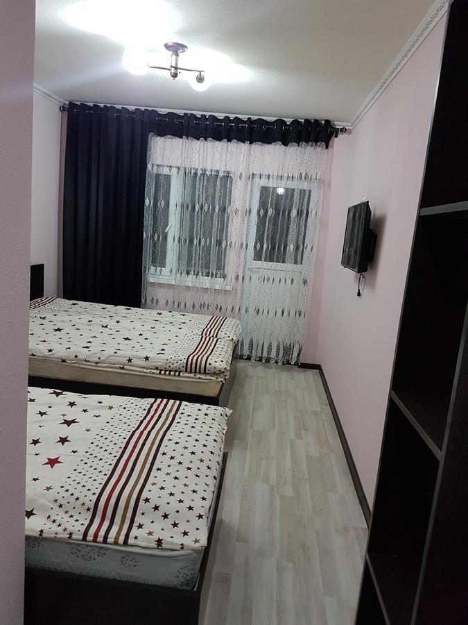 Ak Kalpak Guest House Чолпон-Ата Екстериор снимка