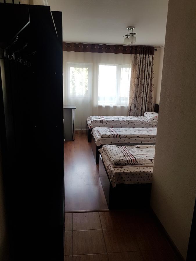 Ak Kalpak Guest House Чолпон-Ата Екстериор снимка